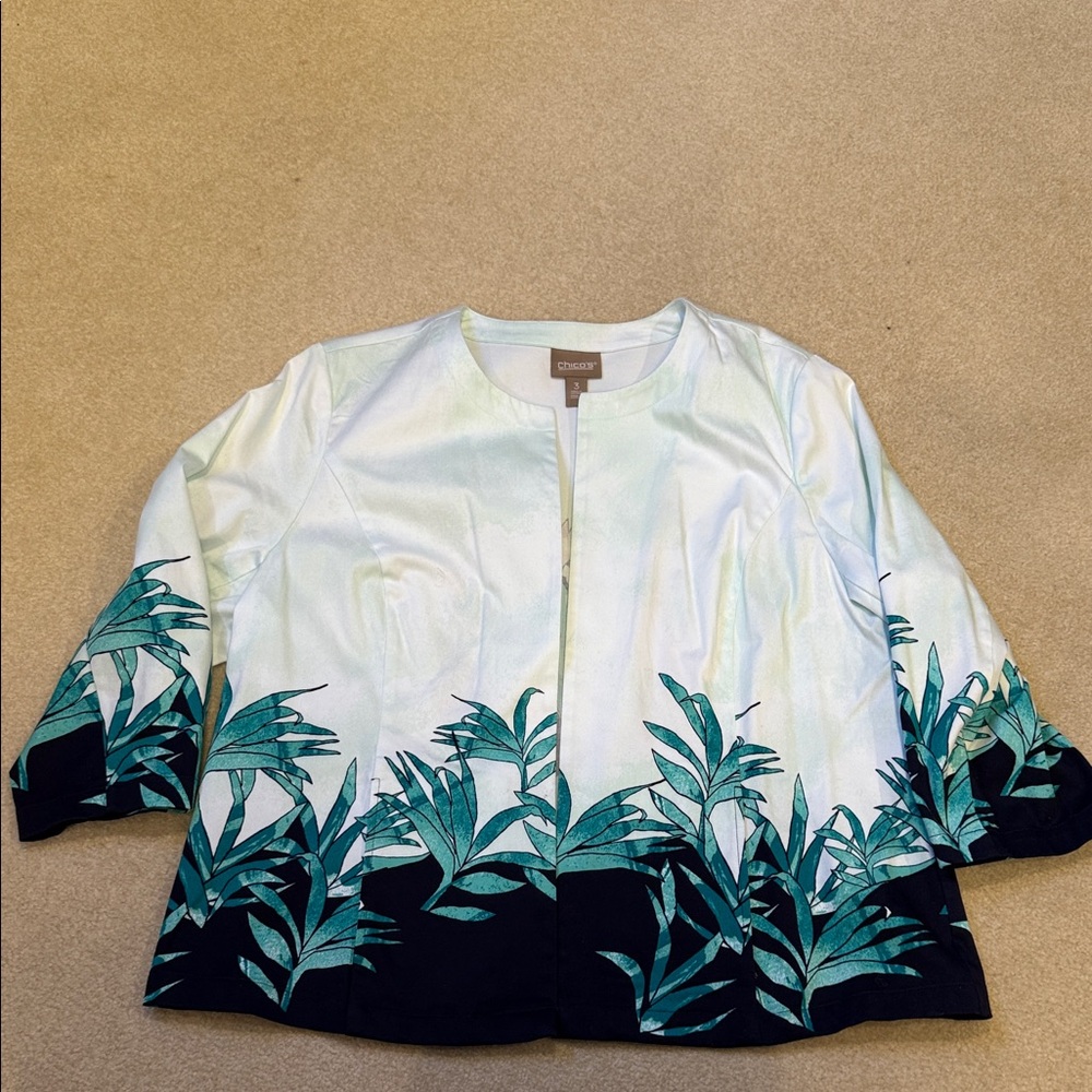 Chico's Light Blue Leaf (Tropical) Pattern Lightw… - image 1